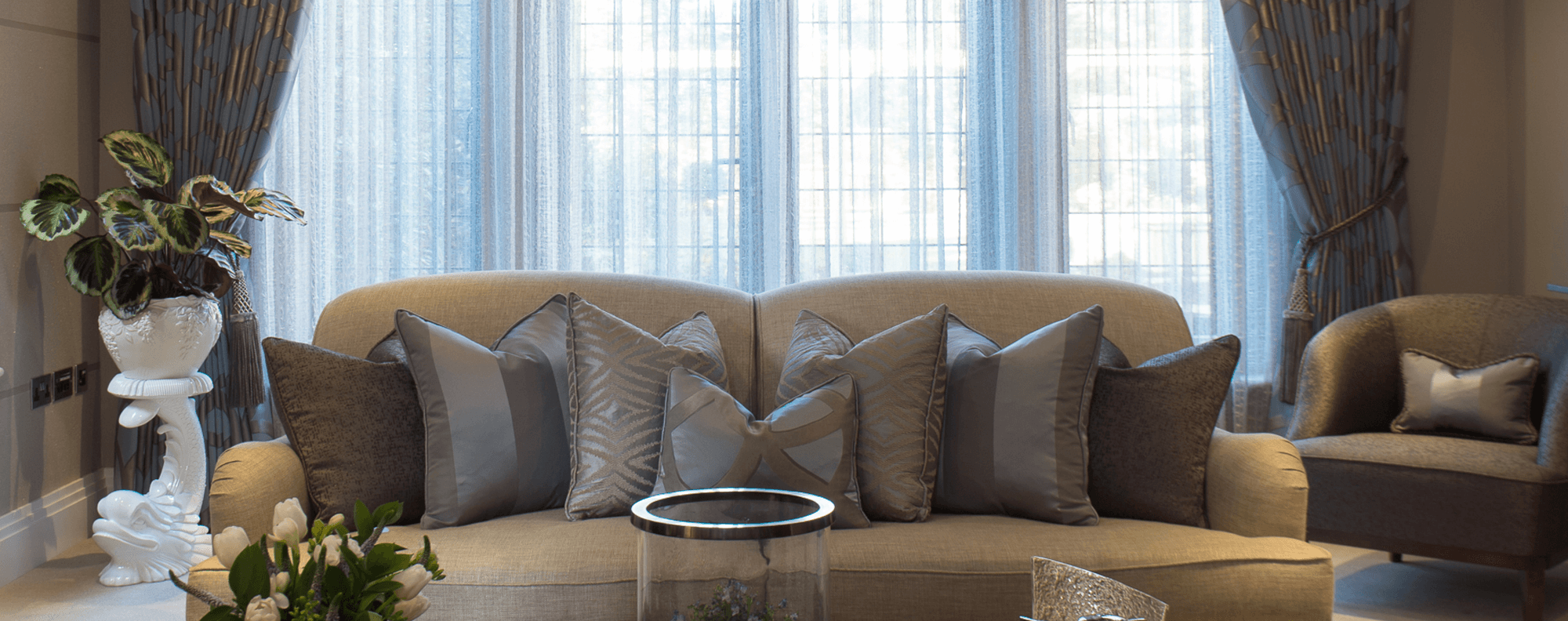 LUXURY FURNISHING